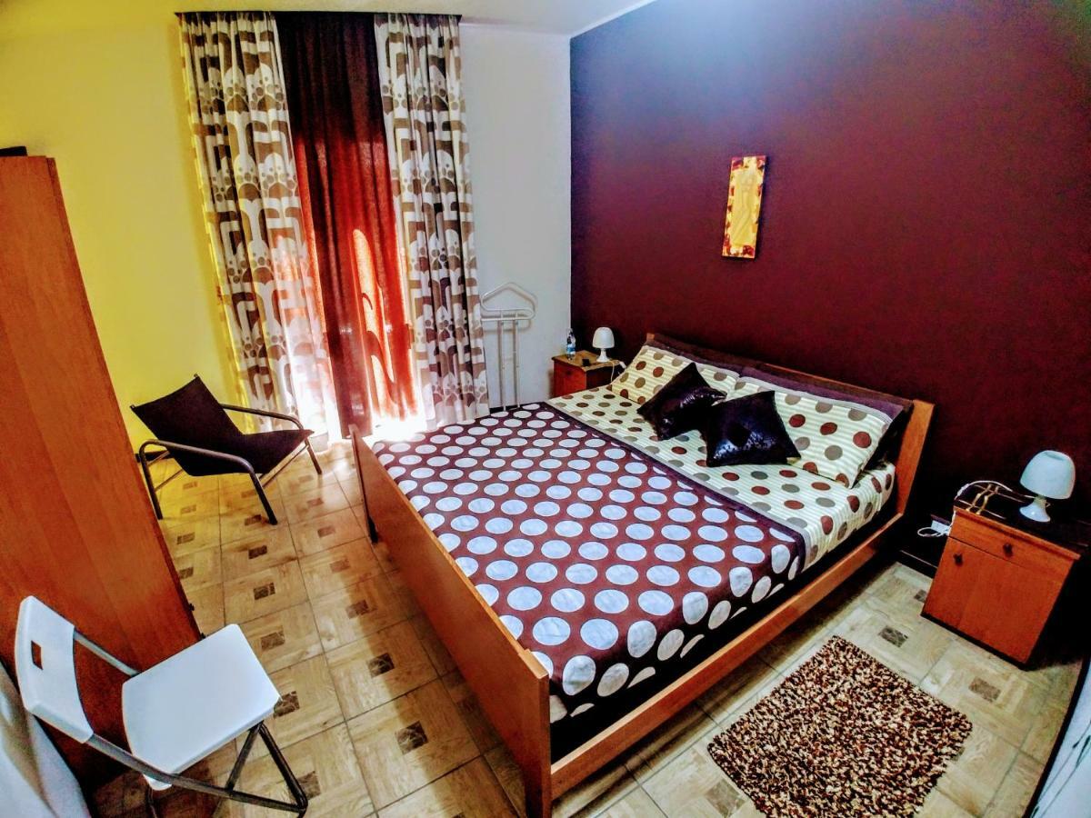 Planet Rooms บรอนเต ภายนอก รูปภาพ